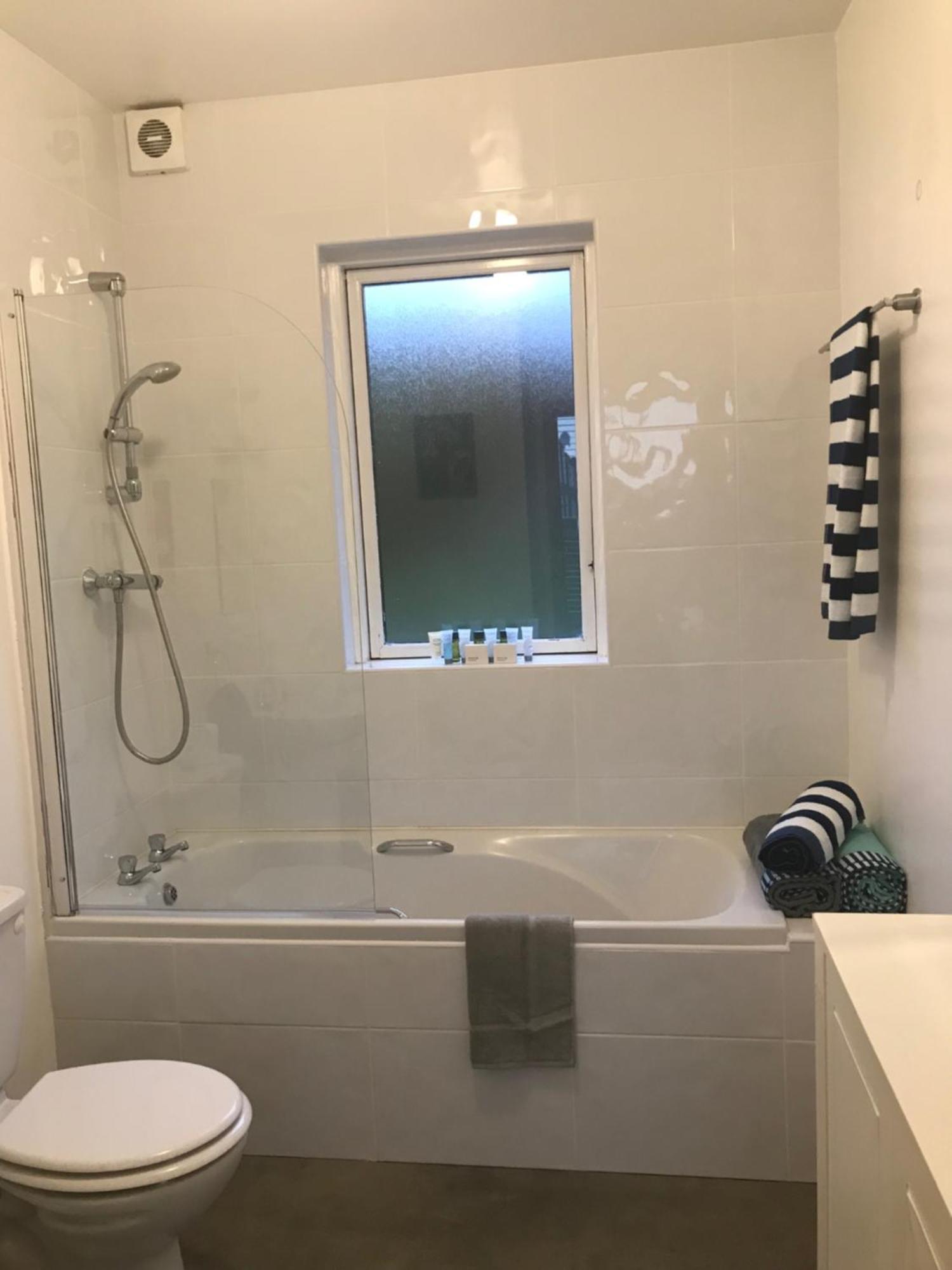 Westport Retreat Apartment Екстер'єр фото